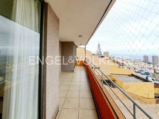 Espacio Y 2 Estacionamientos En Parque Ingles