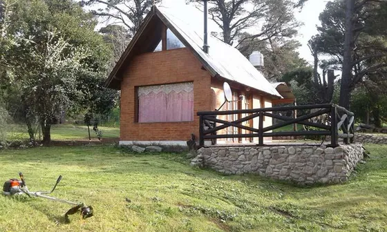Casa En Venta - 2 Dormitorios 2 Baños - 1.000mts2 - Villa Ventana, Tornquist