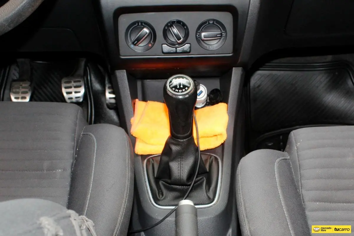 Volkswagen Crossfox Hb 2012640119137676821220