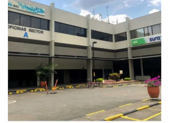 Vendo Oficina En El Norte De Cali Barrio La Flora Centro Empresarial