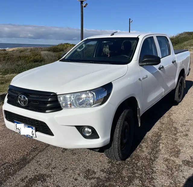 Toyota Hilux 2.7 Nafta 4x2 2017
