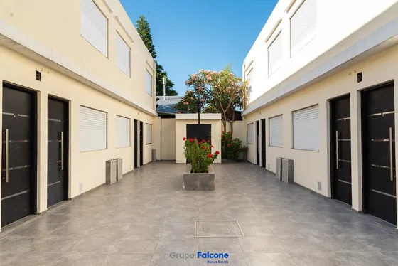 Departamento · 2 Ambientes · 46 M2 · Patio Compartido