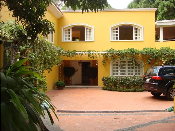 Se Vende/alquila Casa 1260m2 Valle Arriba 6706