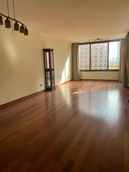Barrio Cívico Las Condes, Parque Araucano, Arauco, Colegios