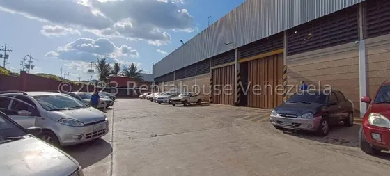Galpon En Alquiler Barquisimeto Zona Industrial 3 Gisselle Lobo Alquila Maravilloso Galpon En Excelente Ubicación Cerca A Vias Principales Cuenta Con 1600 Metros Y 1100 Racks Y Vigilancia 2 4 4 9 6 7