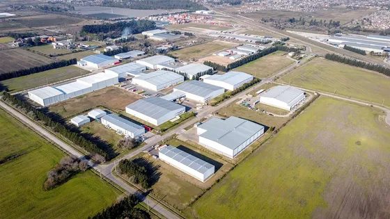 Parque Industrial Y Logistico Paraná De Las Palmas  Zárate (pliz) Sector Pyme  Zarate Predio 200 H.  Lotes 5.000 / 10.000  Y 20.000 Metros Cuadrados Todos Los Servicios Cerca De Puerto Zarate