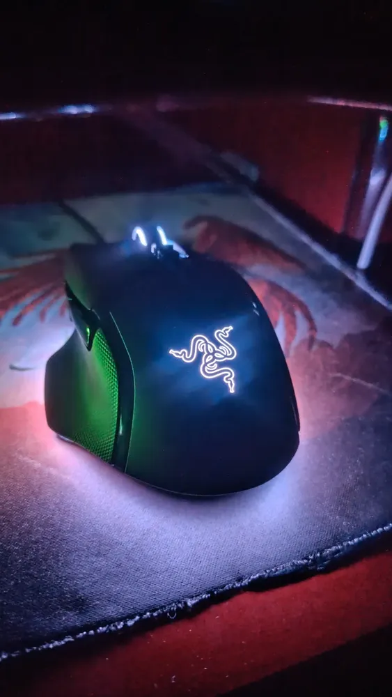 Razer Basilisk V3 Pro - Mouse ergonômico para jogos sem fio