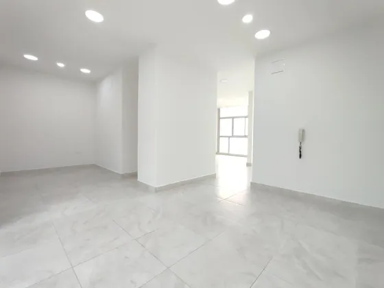 Oficina En Arriendo En Latino. Cod A17323