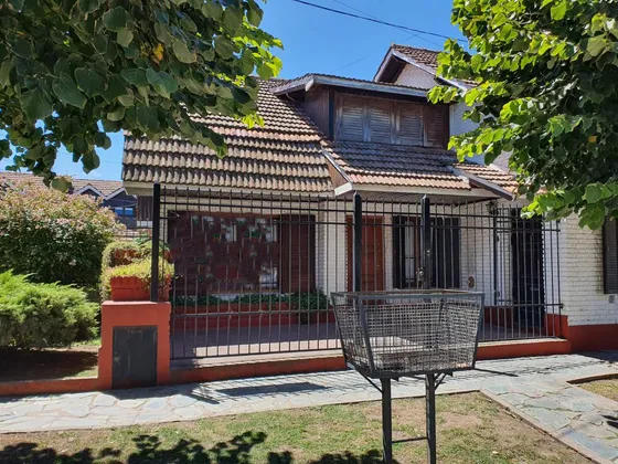 Dúplex En Venta - 3 Dormitorios 3 Baños - 100mts2 - Necochea