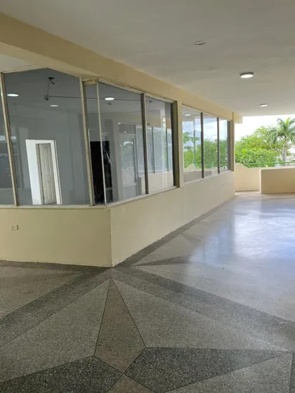 Atlantis Brsca Ofrece En Venta 7 Locales Comerciales En Planta Alta De Cc Natypar