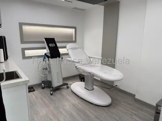 Local Comercial Venta Santa Sofía Remodelado Consultorio Medico