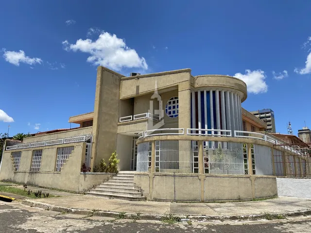 Casa En Alquiler Ubicada En El Sector Las Querencias