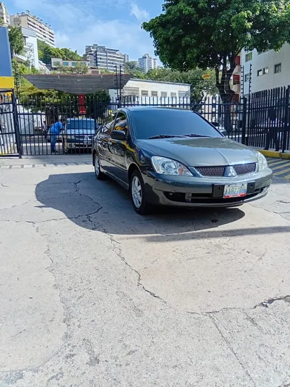Mitsubishi Lancer Touring