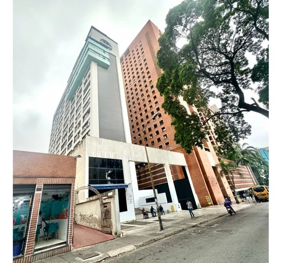 Alquilo Oficina 75m2 Sabana Grande 9233