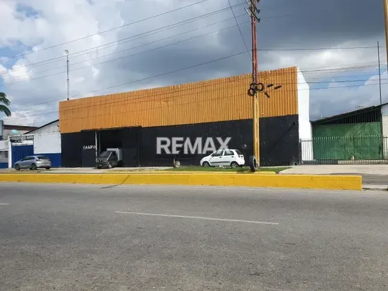 Se Alquila Galpón En Av Prolongación Michelena Zona Industrial La Quizanda Ccv