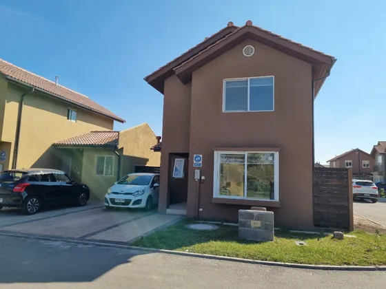 Casa En Arriendo 3d Y 3b En Chicauma