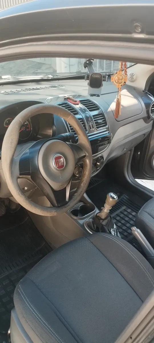 Fiat Grand Siena 2013 1.4 Attractive Flex 4p — foto 5