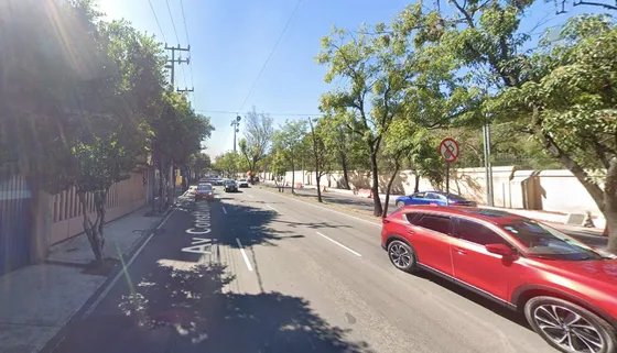 Edificio Y Casa En Miguel Hidalgo