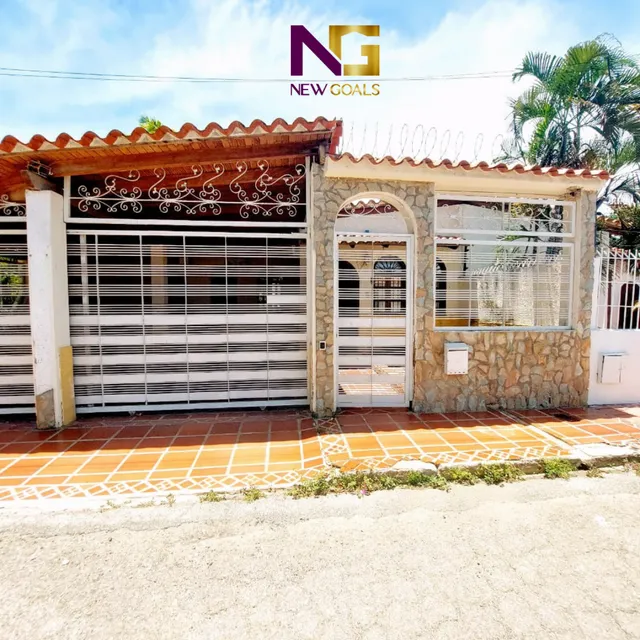 Casa Playa El Ángel. Cerca Av. Aldonza Manrique 