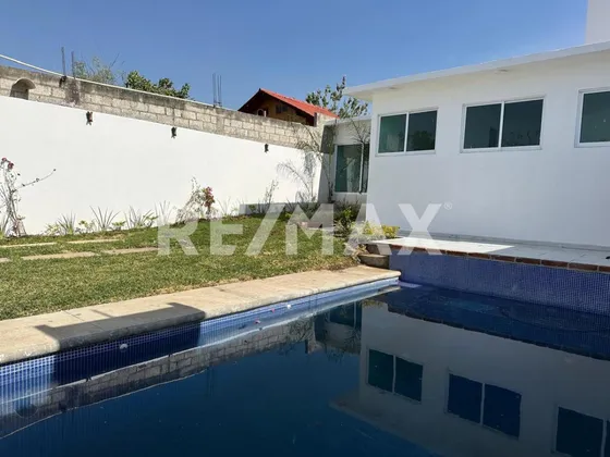 Casa En Venta En Morelos, Tlayacapan