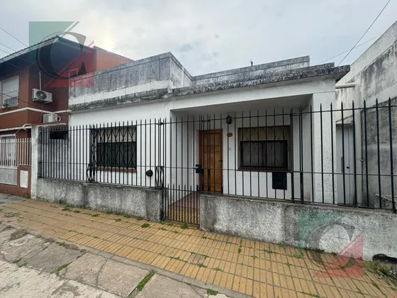 Casa 3 Ambientes Con Patio Y Terraza Apto Credito