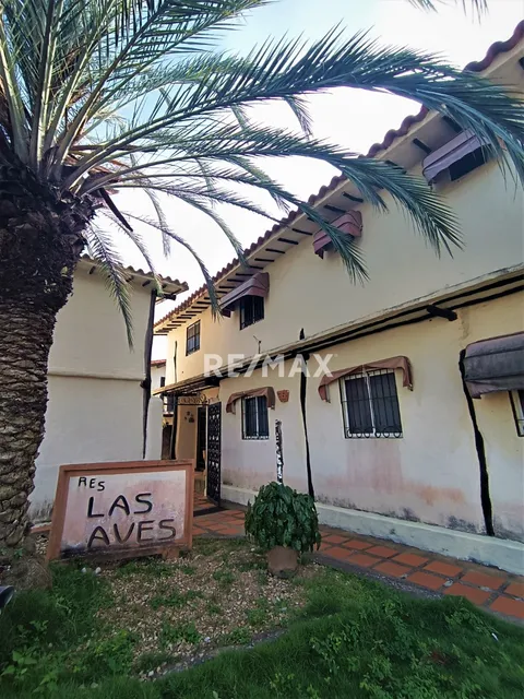 Townhouse En Conjunto Residencial Las Aves, Los Robles, Isla De Margarita Cod: 0609