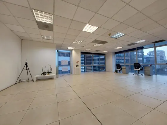 Oficina En Arriendo En Chico