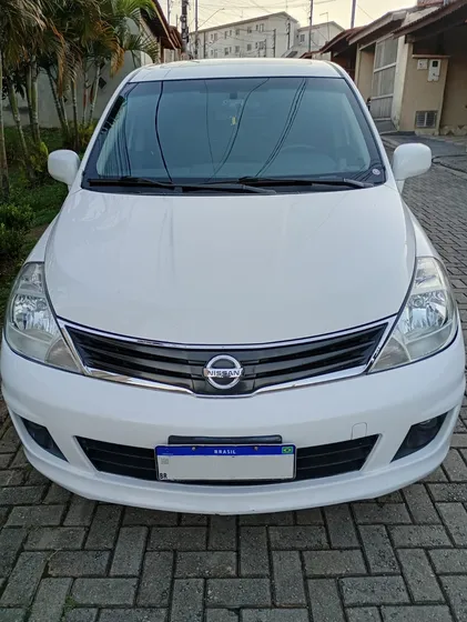 Nissan Tiida 1.8 Sl Flex Aut. 5p