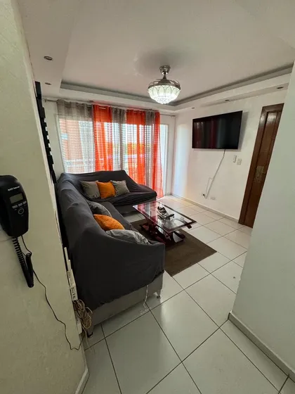 Alquilo Apto. En San Isidro De 3 Habitaciones Por La Avenida Charles De Golf