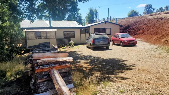 Vendo Parcela De 5000 M2 Con 2 Casas  (85110)