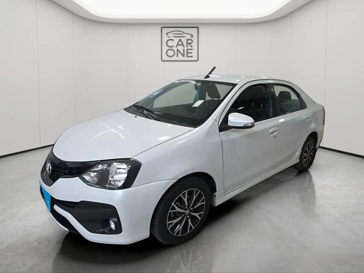 Toyota Etios 1.5 XLS PACK AT4 4P