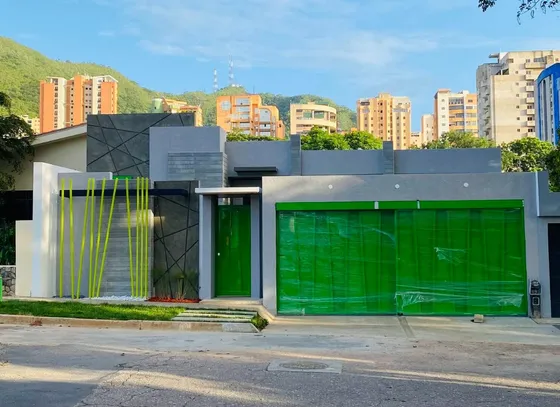 Annic Coronado Vende  Pre-venta Casa De 1 Planta Trigal Sur, Urbanismo Cerrado. Obra Semi-gris  Ref. 284846