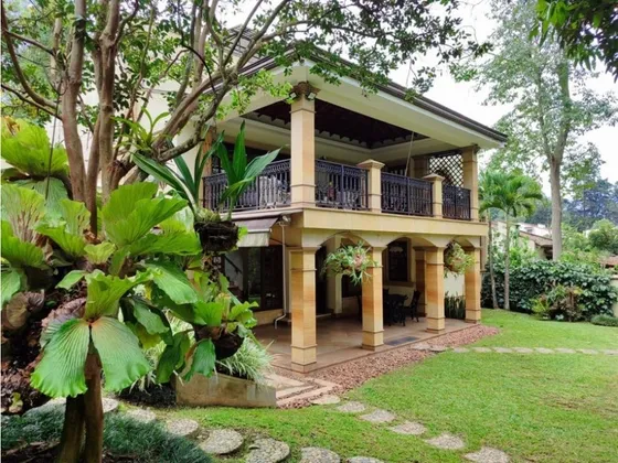  Casa En El Poblado Sector El Campestre En Venta