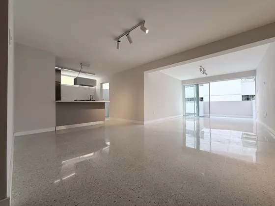 Venta Apartamento 133 M2 3h+s/2.5b+s/1p Los Palos Grandes 