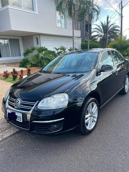 Volkswagen Jetta 2.5 4p