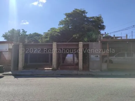 Milagros Inmuebles Casa Venta Barquisimeto Lara Zona Centro Economica Residencial Economico Código Inmobiliaria Rent-a-house  23-23308
