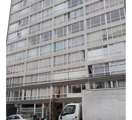 Estudio Dormitorio Al Lado Del Metro Ecuador