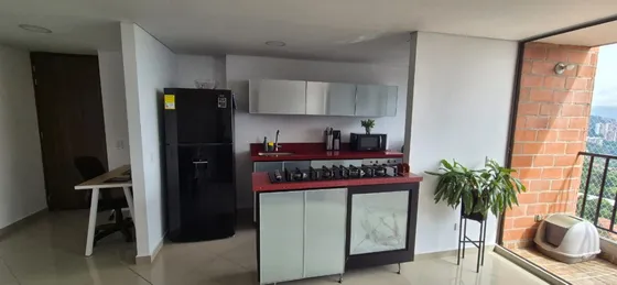 Apartamento En Venta Sector Rodeo Alto, Medellin 