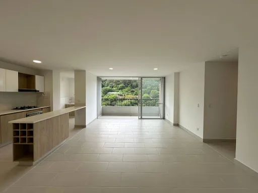 Apartamento En Arriendo Los Colores 743-7757