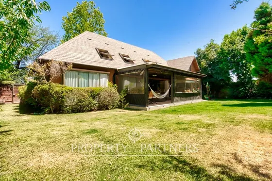 Venta De Preciosa Casa En Exclusivo Sector De Peña...