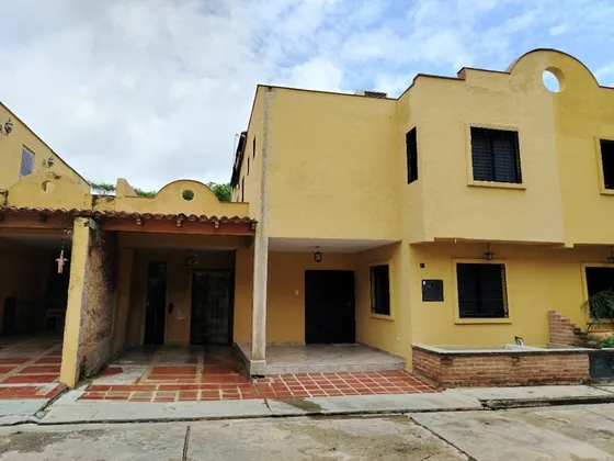 Cr Vende Townhouse , Urb Mañongo, Res. Mango's Village Ii, Naguanagua