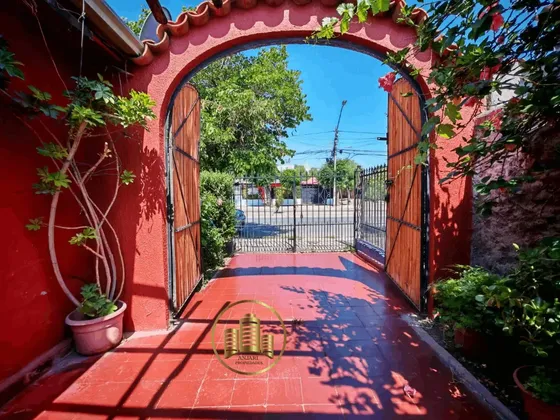 Gran Casa Con Ampliación Regularizada, 3d 1b Patio Y Jardín