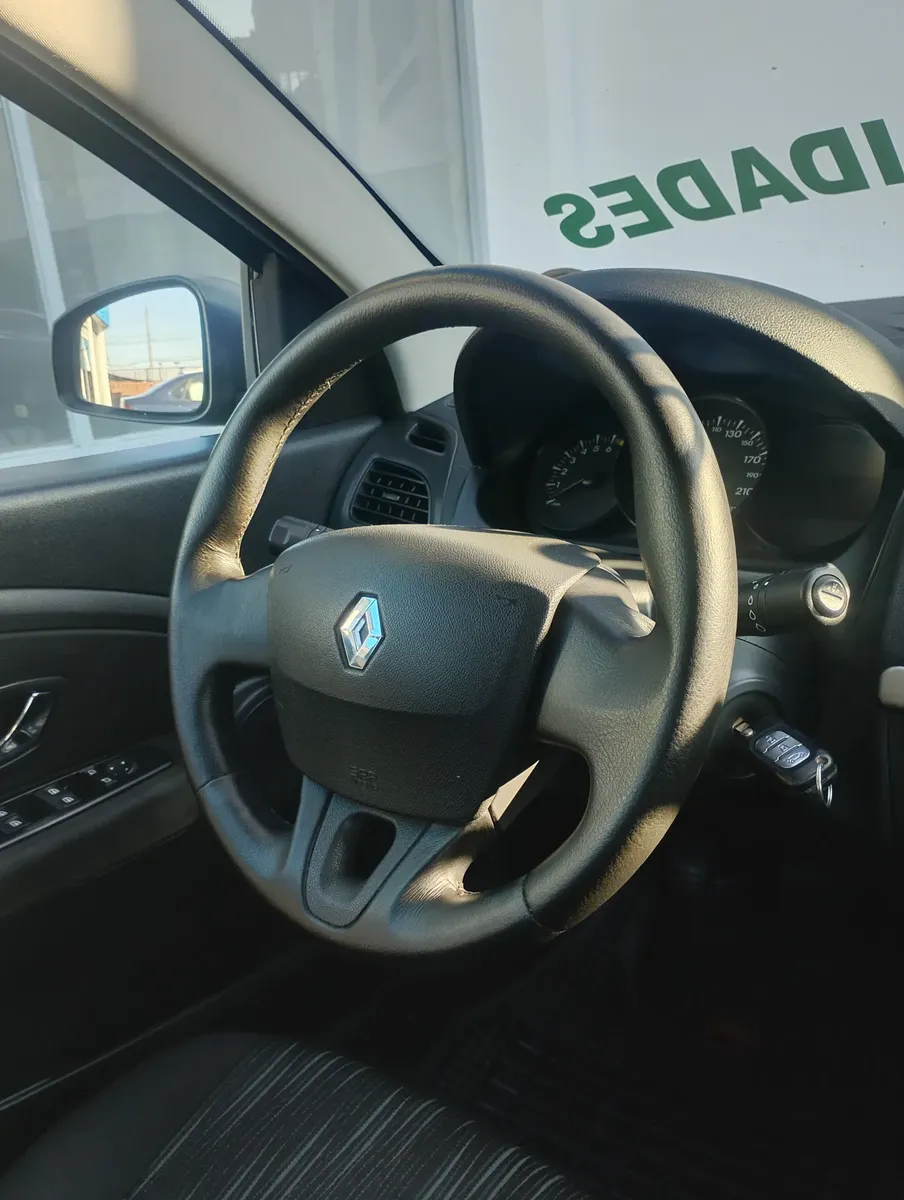 Renault Fluence 1.6 Confort 110cv565557229928458247