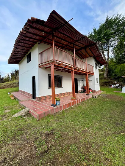 Finca En Venta En El Carmen De Viboral 