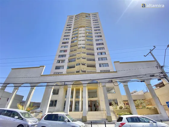Departamento En Venta De 1 Dorm. En Iquique