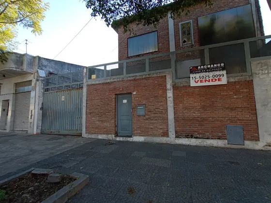Vendo Galpón En Mataderos Oportunidad