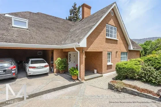 Hermosa Casa, Única En Estilo Georgian