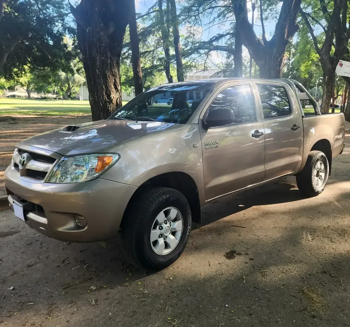 Toyota Hilux Double Cab SR 3.0 4x4