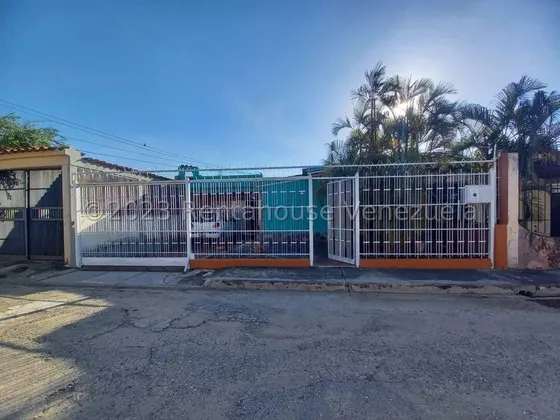 Rosa Rodríguez Vende Casa En Valle Hondo, Cabudare 23-29793