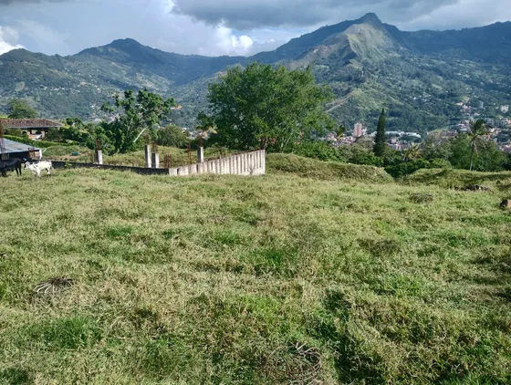 Venta De Lote En Copacabana Parcelación Villa Roca